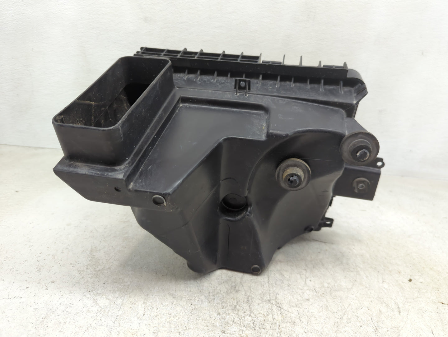 2011-2014 Ford Mustang Air Cleaner Intake-duct Hose Tube - Oemusedautoparts1.com