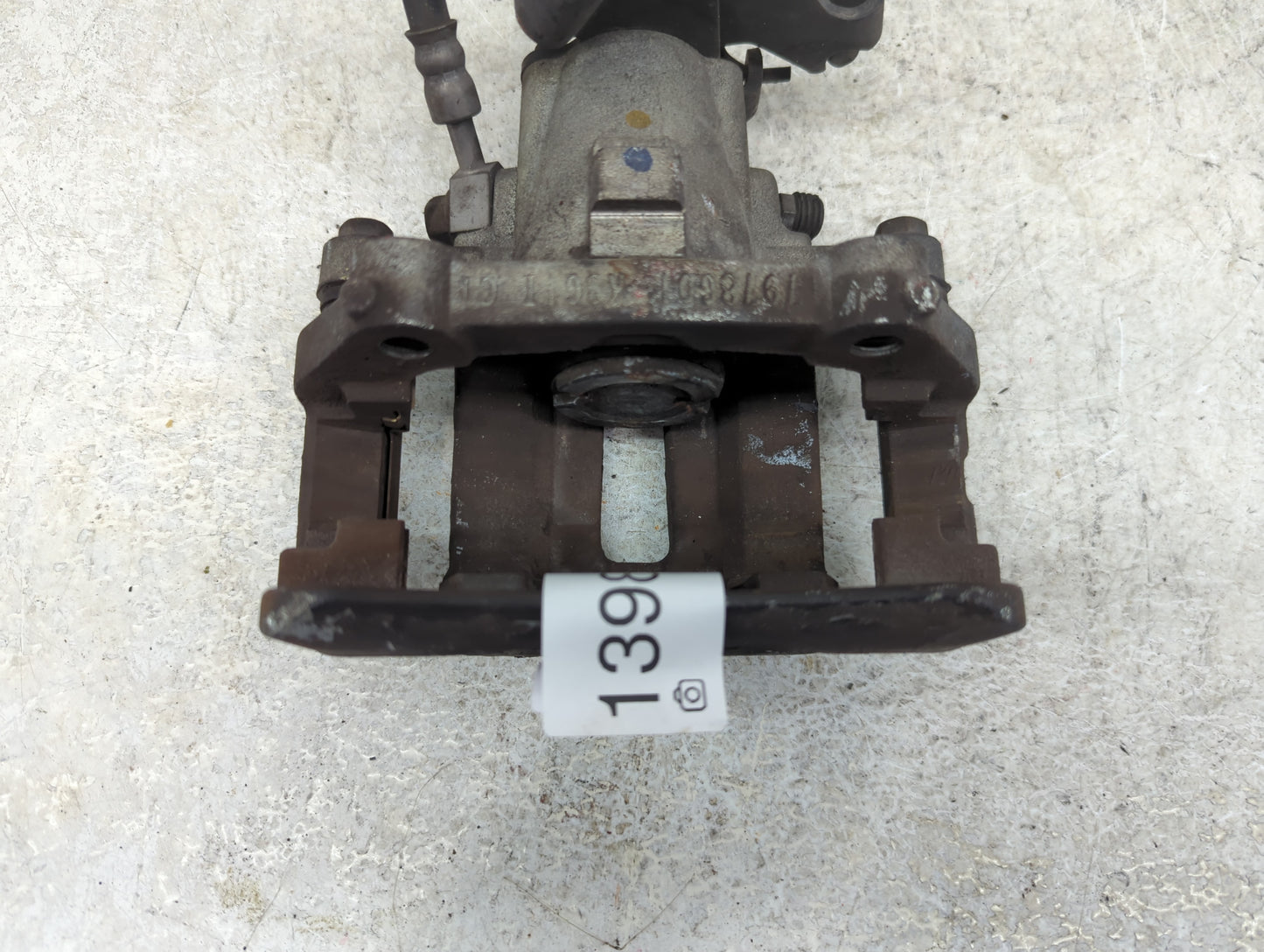 2005-2014 Ford Mustang Rear Passenger Right Brake Caliper - Oemusedautoparts1.com