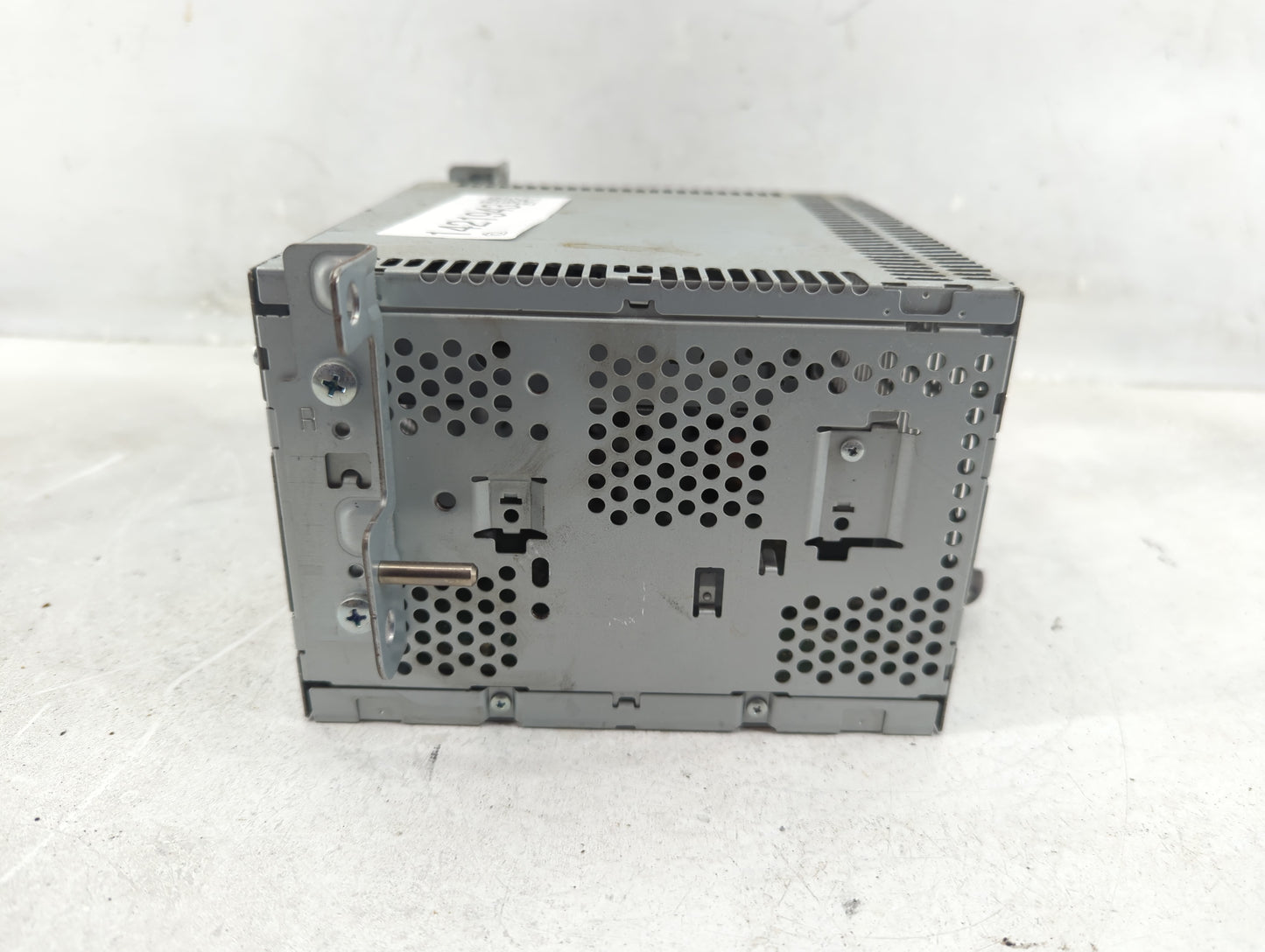 2011-2012 Ford Mustang Radio AM FM Cd Player Receiver Replacement Fits Fits 2011 2012 OEM Used Auto Parts - Oemusedautoparts