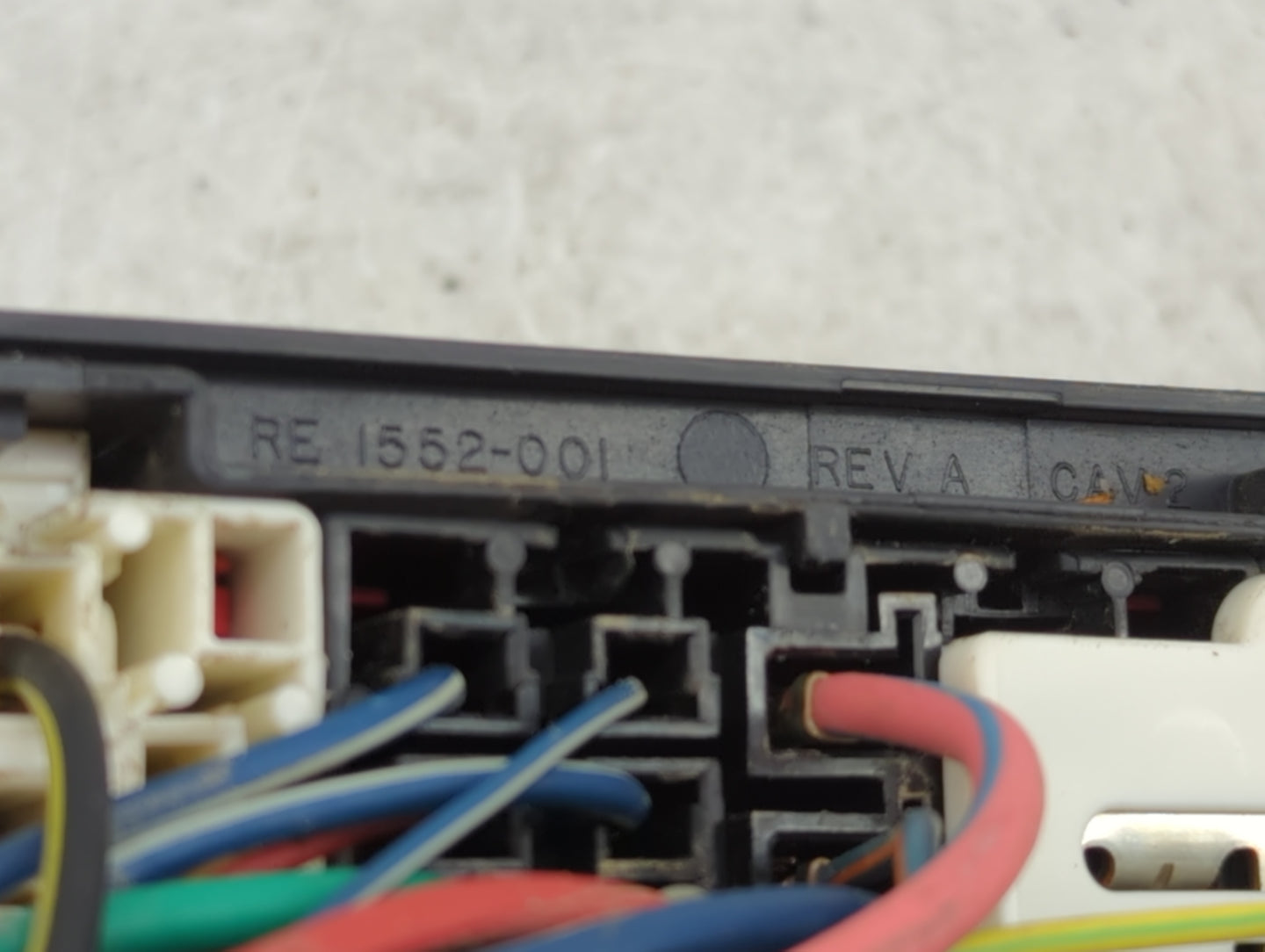 2012 Ford Mustang Fusebox Fuse Box Panel Relay Module P/N:5C3T-14B192-AA SARL-112DF, RE 1562-001 Fits OEM Used Auto Parts - 