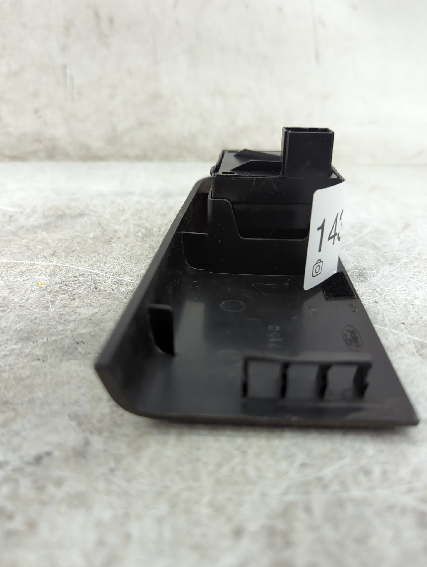 2010-2014 Ford Mustang Master Power Window Switch Replacement Driver Side Left P/N:AR33-14A564-ADW Fits OEM Used Auto Parts 