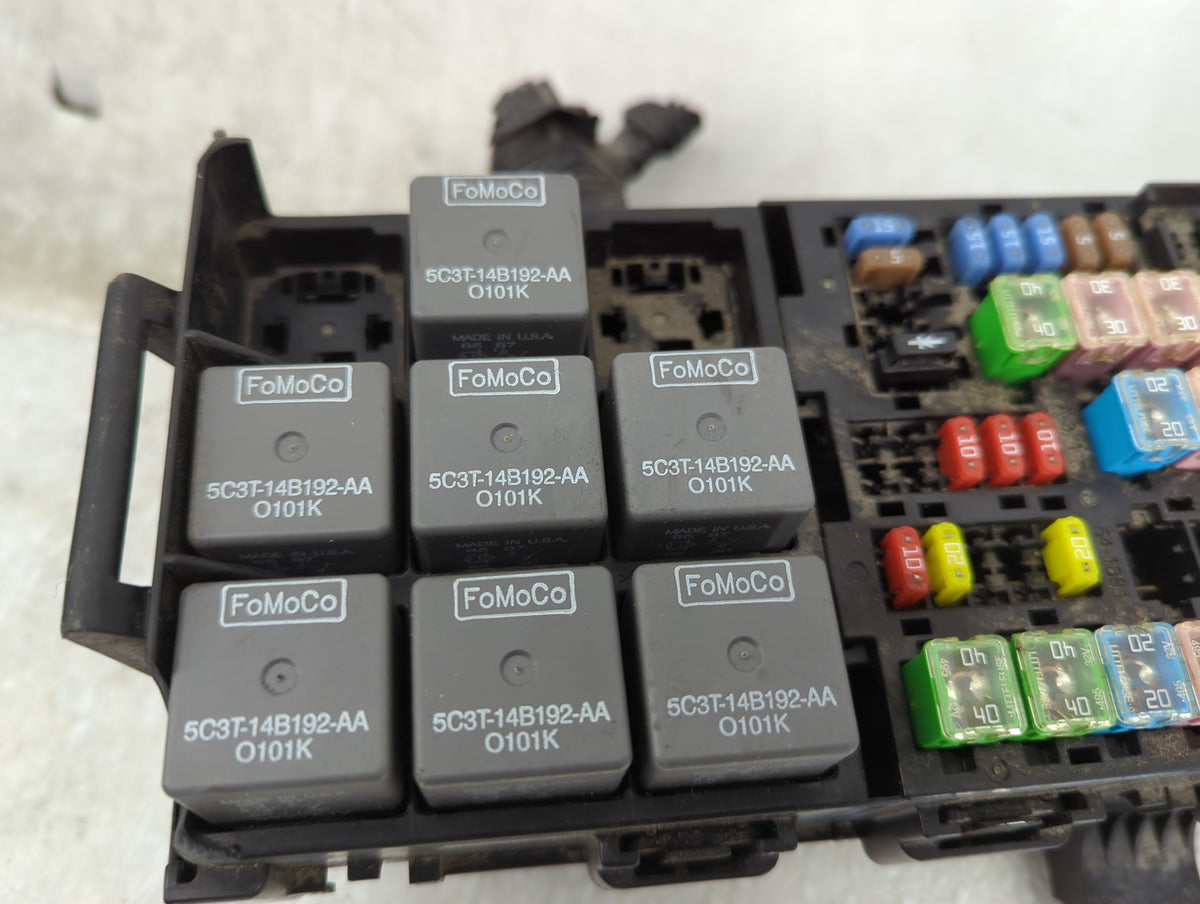 2012-2014 Ford Mustang Fusebox Fuse Box Panel Relay Module P/N:5C3T-14B192-AA Fits Fits 2012 2013 2014 OEM Used Auto Parts -