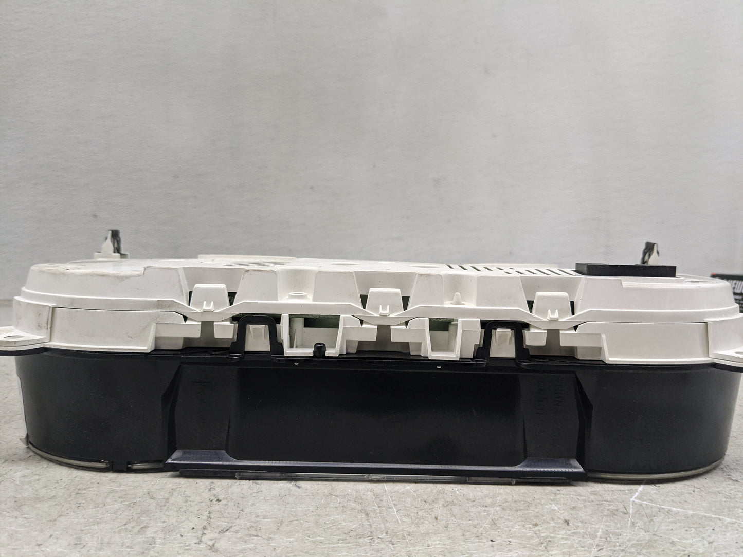 2012 Ford Mustang Instrument Cluster Speedometer Gauges P/N:CR33-10849-AA CR33-10849-AE Miles:98K Fits OEM Used Auto Parts -