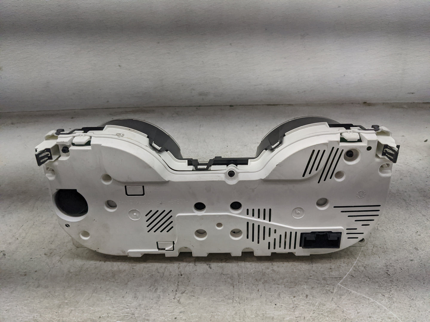 2012 Ford Mustang Instrument Cluster Speedometer Gauges P/N:CR33-10849-AA CR33-10849-AE Miles:98K Fits OEM Used Auto Parts -