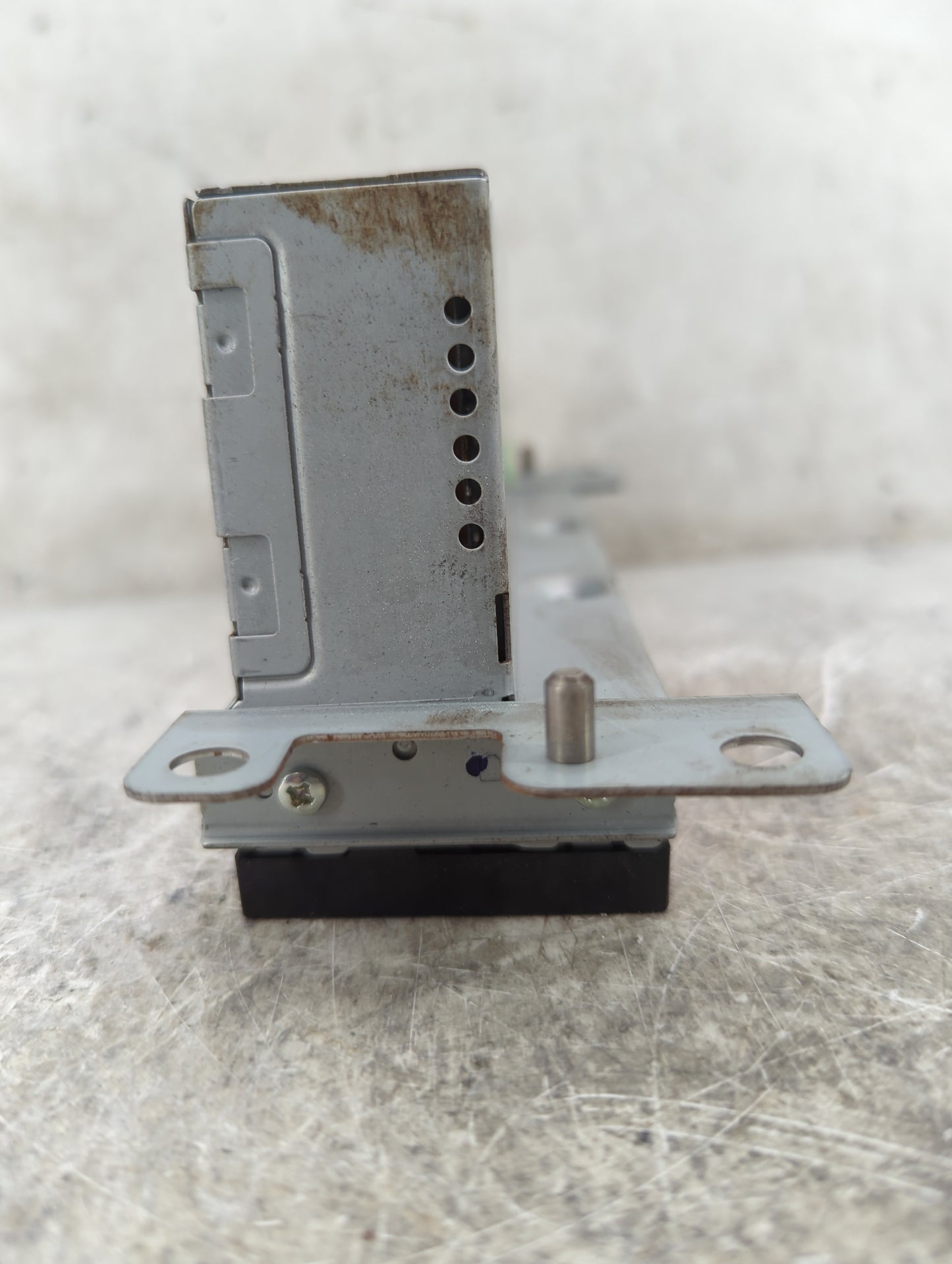2011-2014 Ford Mustang Information Display Screen 1467803 - Oemusedautoparts1.com