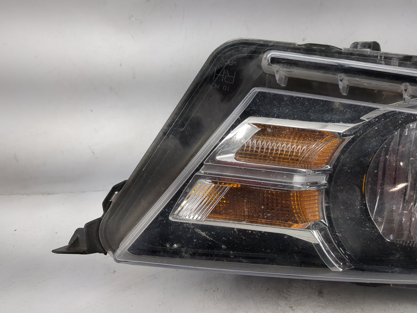 2010-2012 Ford Mustang Passenger Right Oem Head Light Headlight Lamp 1479705 - Oemusedautoparts1.com