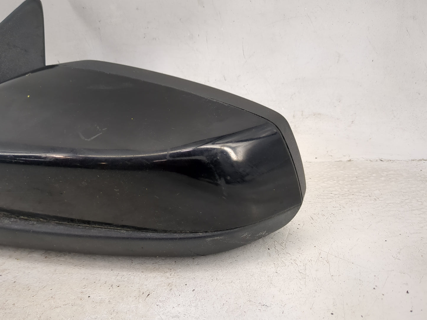 2010-2012 Ford Mustang Driver Side View Mirror - Left Door Mirror OEM Used - Oemusedautoparts1.com