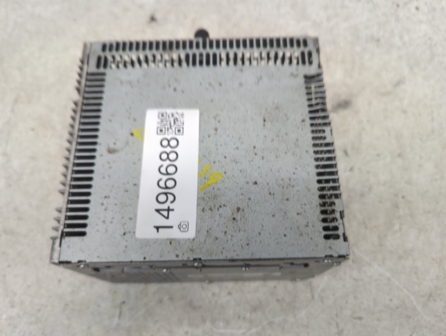 2011-2012 Ford Mustang Radio AM FM Cd Player Receiver Replacement P/N:PU-3359A-A BR3T-19C157-AD, 276-0736-12 Fits Fits 2011 
