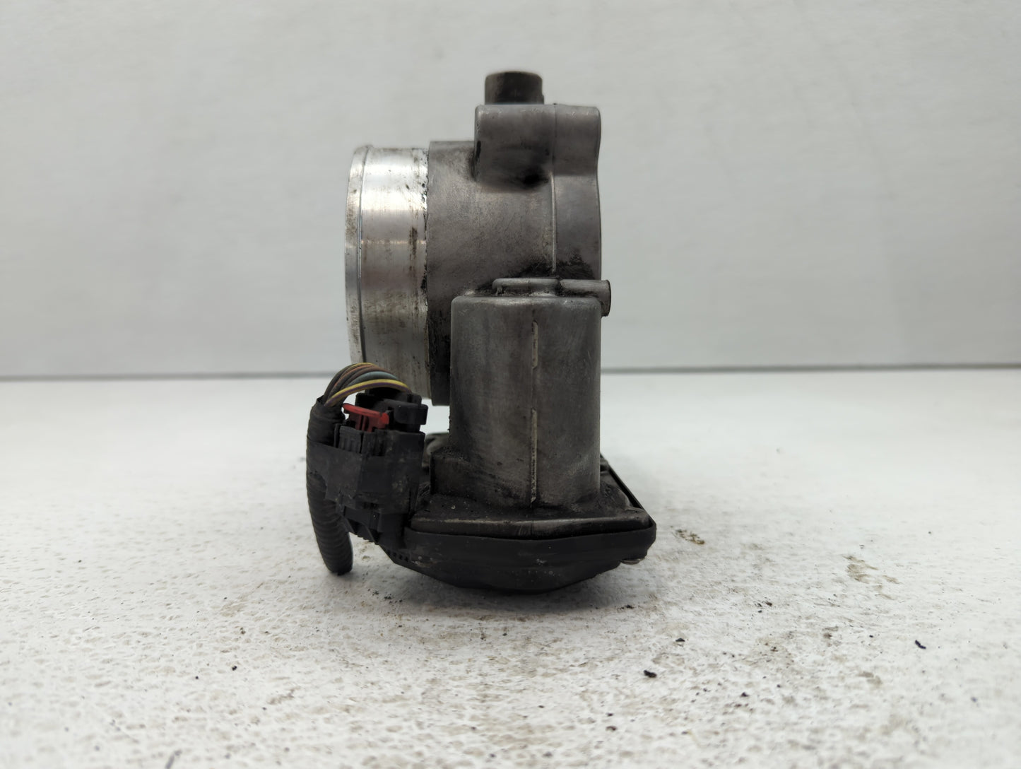 2011-2014 Ford Mustang Throttle Body P/N:BR3E-9F991-AD Fits Fits 2011 2012 2013 2014 OEM Used Auto Parts - Oemusedautoparts1