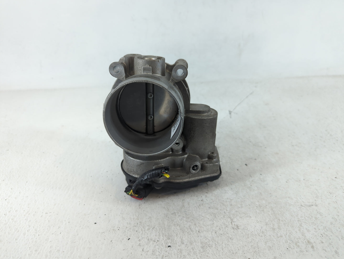 2011-2017 Ford Mustang Throttle Body P/N:120064006728 AT4E-ED Fits Fits 2011 2012 2013 2014 2015 2016 2017 2018 2019 OEM Use