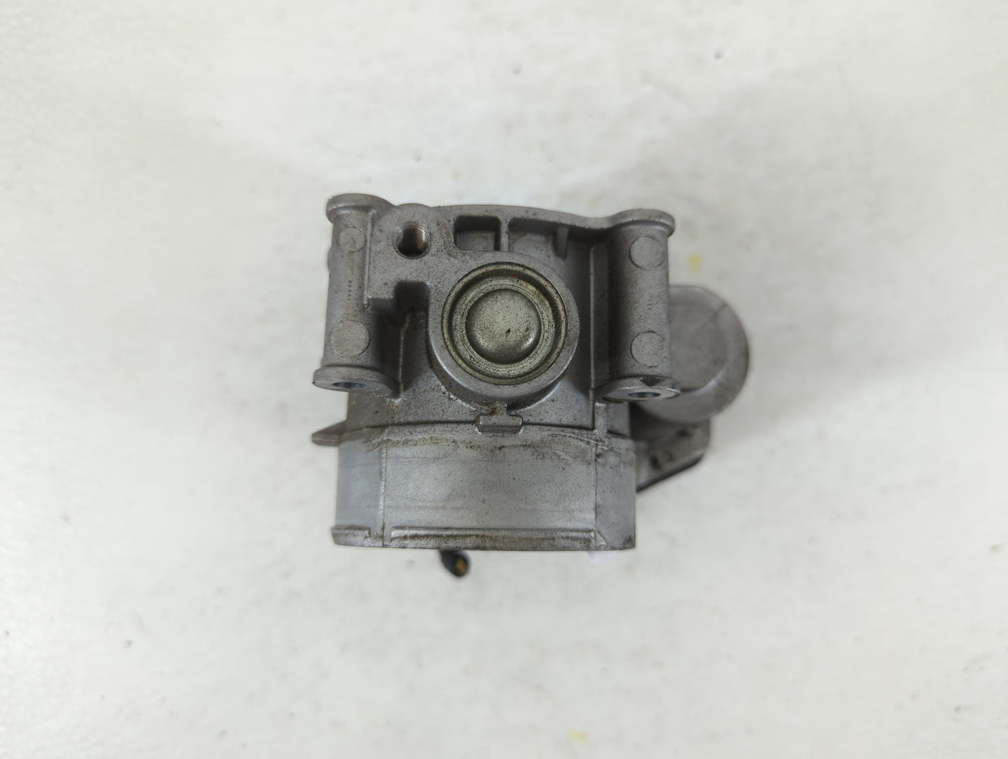 2011-2017 Ford Mustang Throttle Body P/N:113474000567 AT4E-ED Fits Fits 2011 2012 2013 2014 2015 2016 2017 2018 2019 OEM Use