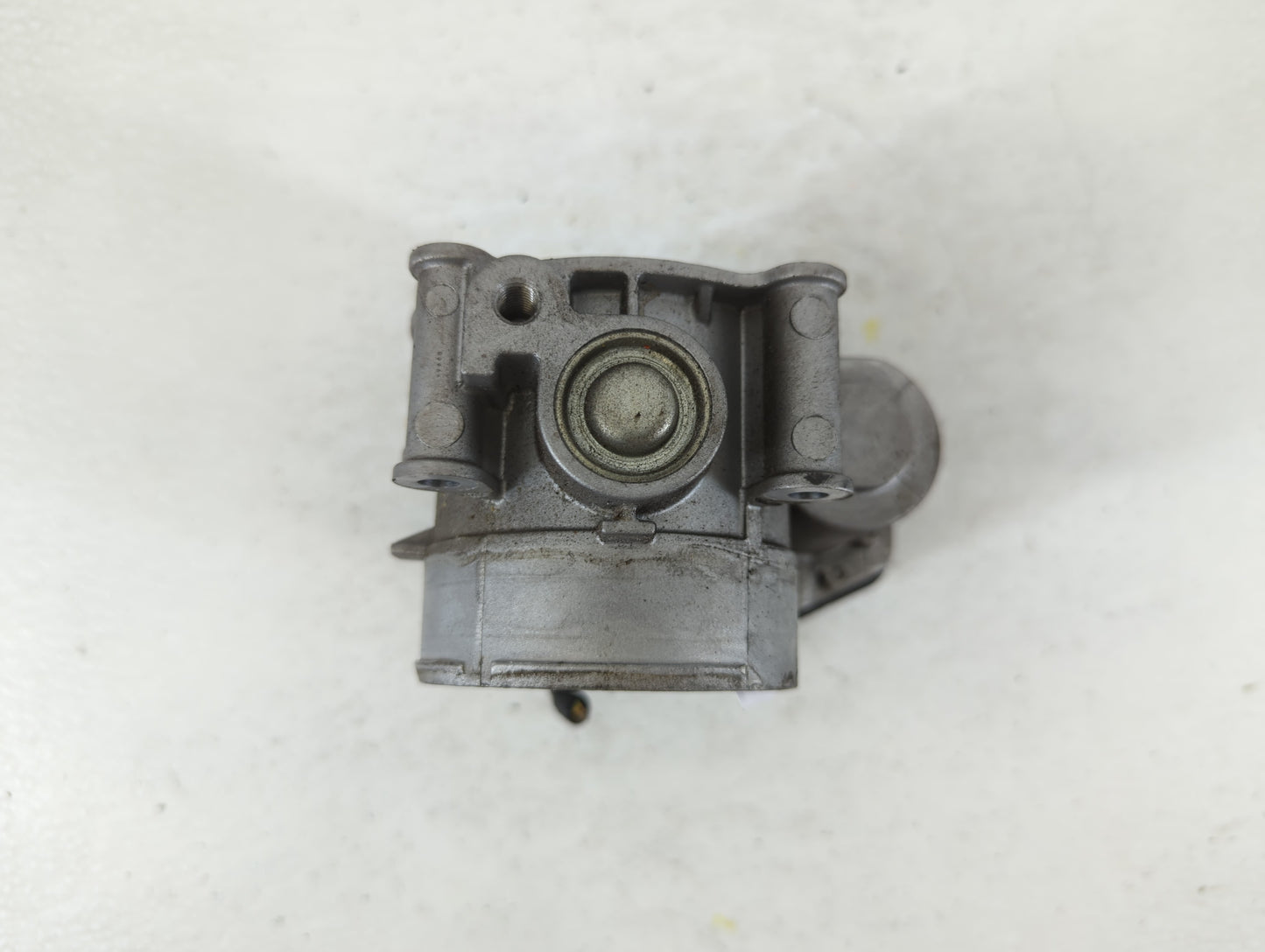2011-2017 Ford Mustang Throttle Body P/N:113474000567 AT4E-ED Fits Fits 2011 2012 2013 2014 2015 2016 2017 2018 2019 OEM Use