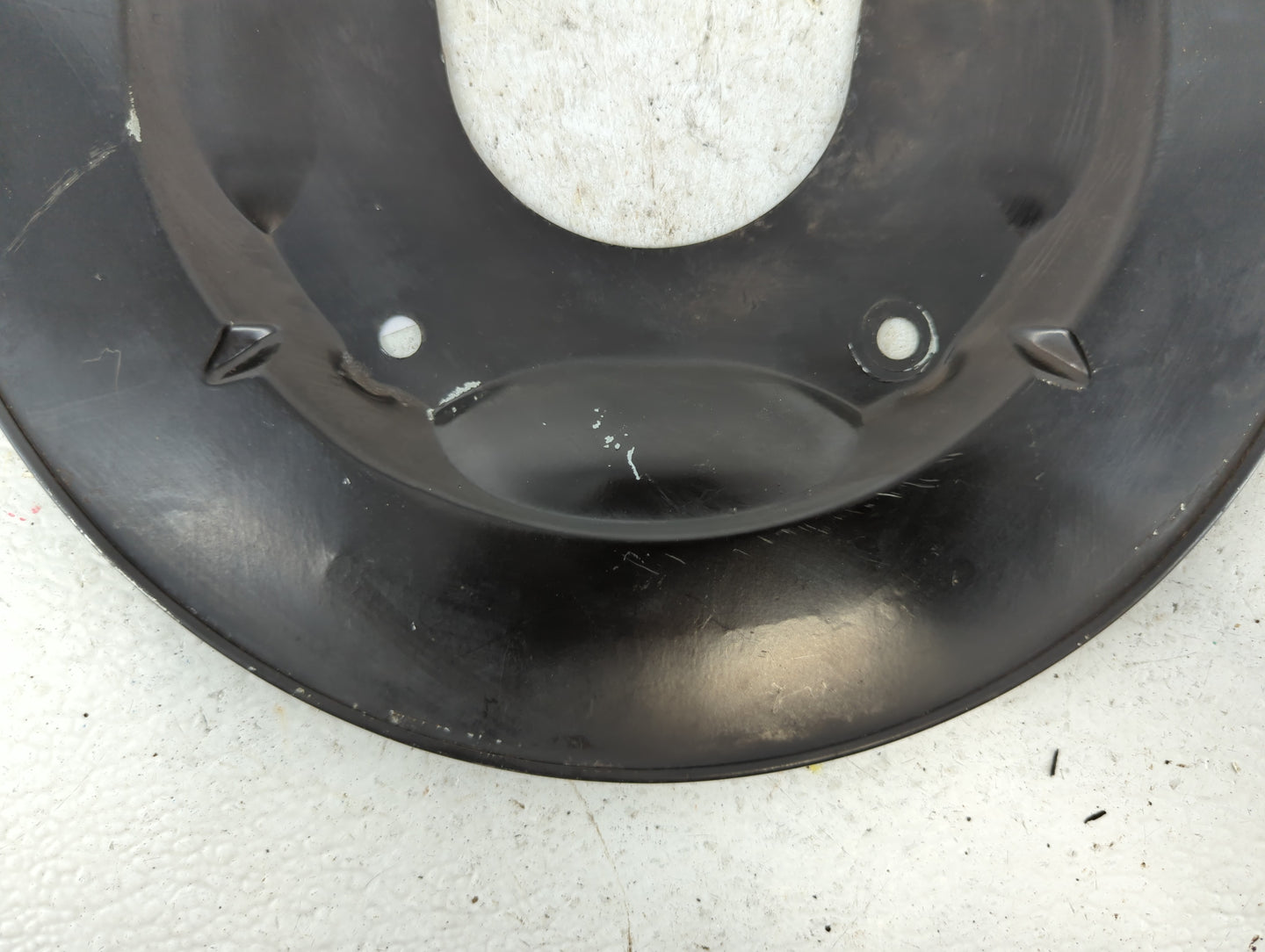 2012 Ford Mustang Disk Break/ knuckle spindle - Oemusedautoparts1.com