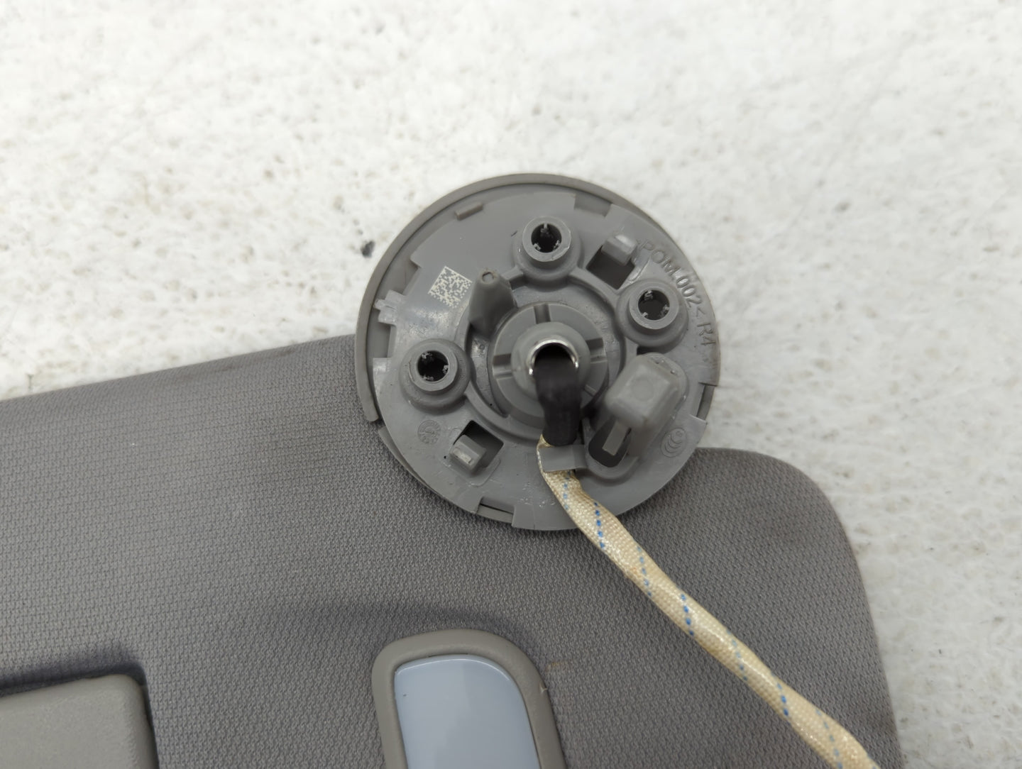 2012-2014 Ford Mustang Sun Visor Shade Replacement Passenger Right Mirror Fits Fits 2012 2013 2014 OEM Used Auto Parts - Oem