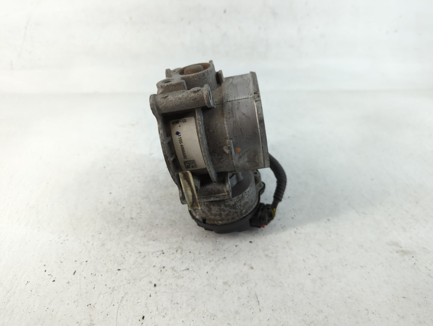 2011-2017 Ford Mustang Throttle Body P/N:111554006682 Fits Fits 2011 2012 2013 2014 2015 2016 2017 2018 2019 OEM Used Auto P
