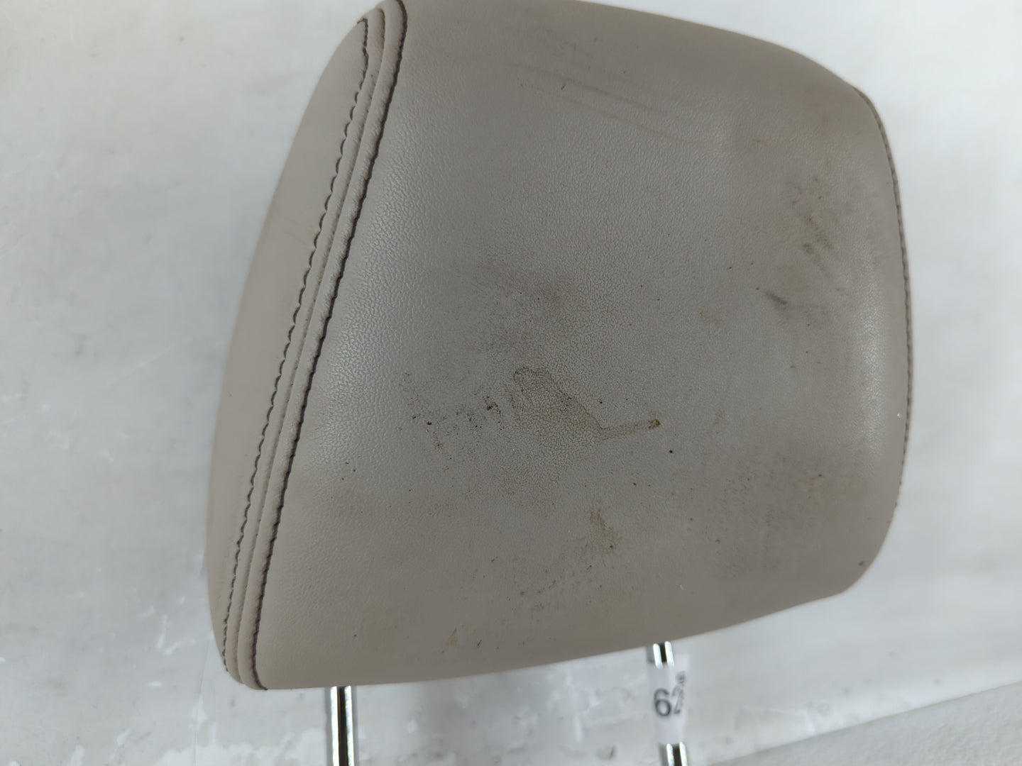 2010-2012 Ford Taurus Headrest Head Rest Front Driver Passenger Seat Fits Fits 2010 2011 2012 OEM Used Auto Parts - Oemuseda