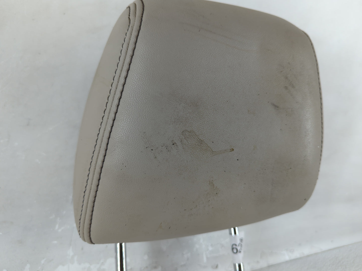 2010-2012 Ford Taurus Headrest Head Rest Front Driver Passenger Seat Fits Fits 2010 2011 2012 OEM Used Auto Parts - Oemuseda