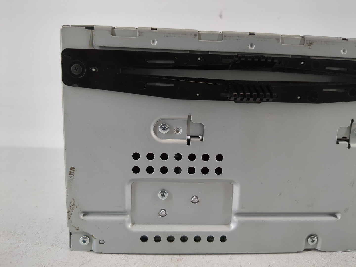 2011-2012 Ford Taurus Radio AM FM Cd Player Receiver Replacement P/N:BG1T-19C159-BB Fits Fits 2011 2012 OEM Used Auto Parts 