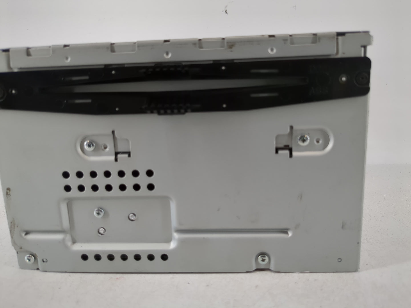 2011-2012 Ford Taurus Radio AM FM Cd Player Receiver Replacement P/N:BG1T-19C159-BB Fits Fits 2011 2012 OEM Used Auto Parts 