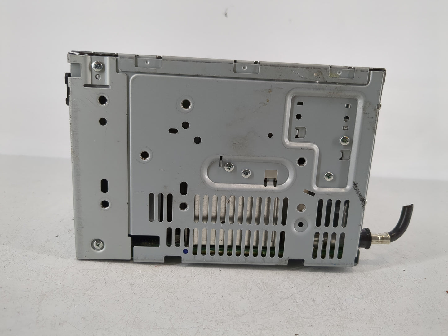 2011-2012 Ford Taurus Radio AM FM Cd Player Receiver Replacement P/N:BG1T-19C159-BB Fits Fits 2011 2012 OEM Used Auto Parts 