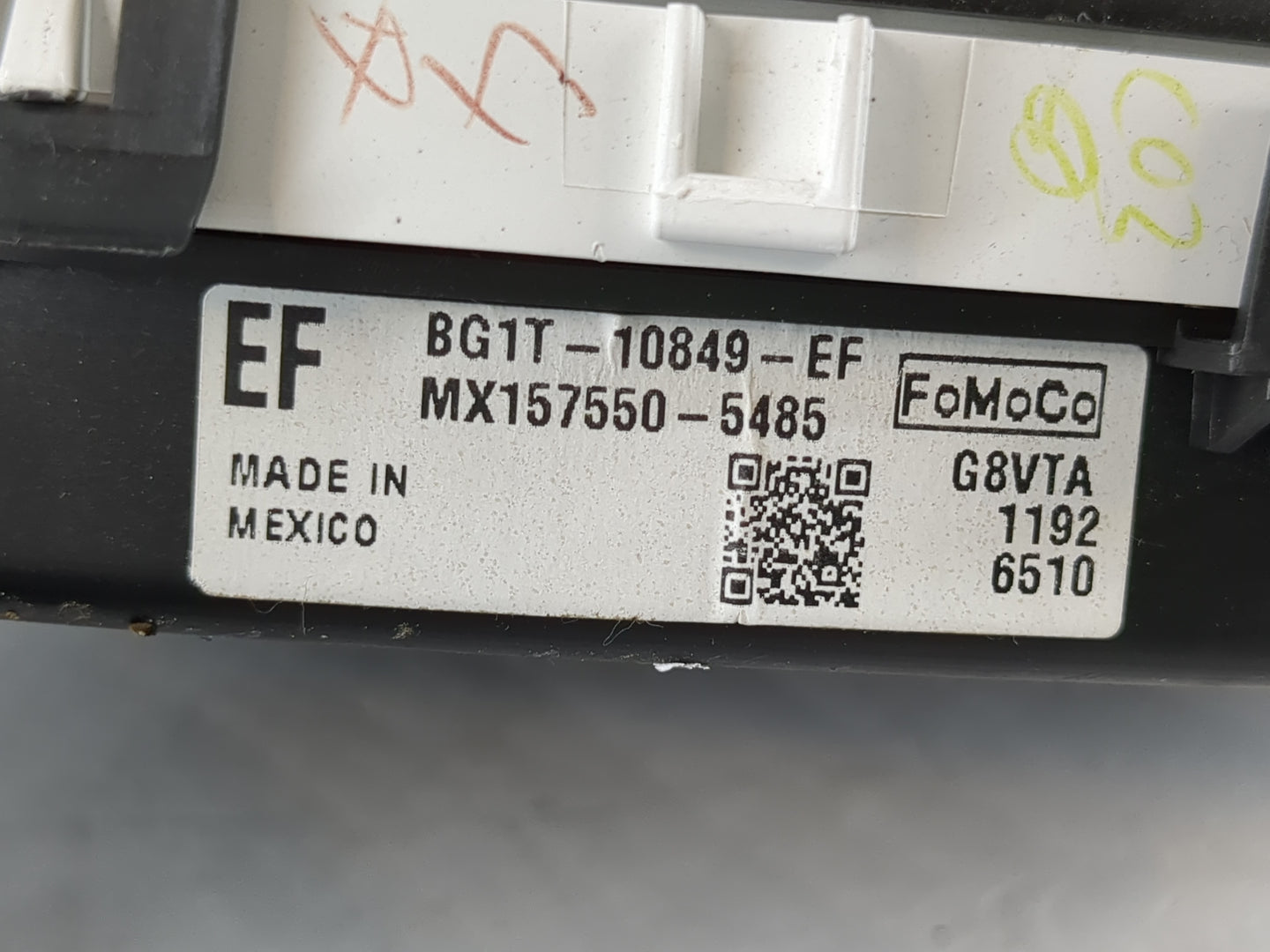 2011-2012 Ford Taurus Instrument Cluster Speedometer Gauges P/N:BG1T-10849-EF Fits Fits 2011 2012 OEM Used Auto Parts - Oemu