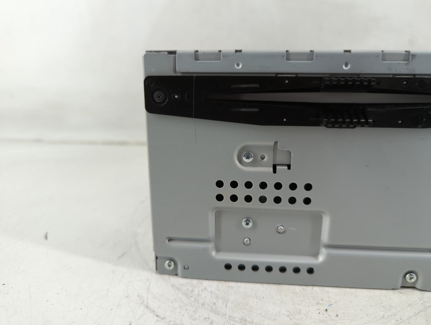 2011-2012 Ford Taurus Radio AM FM Cd Player Receiver Replacement P/N:BG1T-19C159-BB Fits Fits 2011 2012 OEM Used Auto Parts 