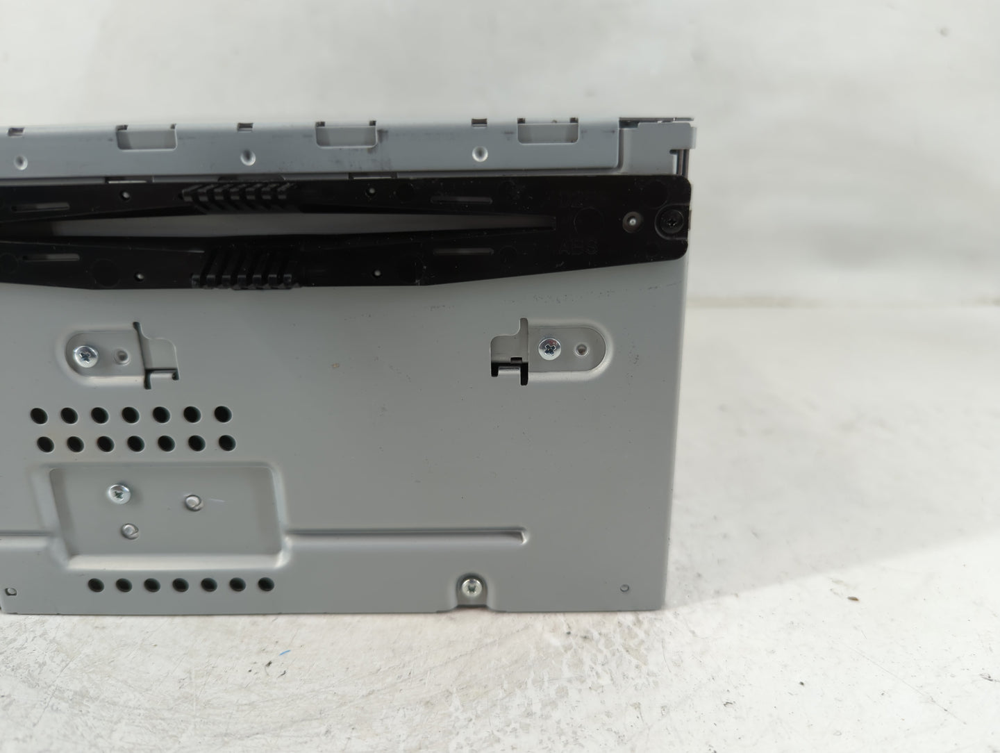2011-2012 Ford Taurus Radio AM FM Cd Player Receiver Replacement P/N:BG1T-19C159-BB Fits Fits 2011 2012 OEM Used Auto Parts 
