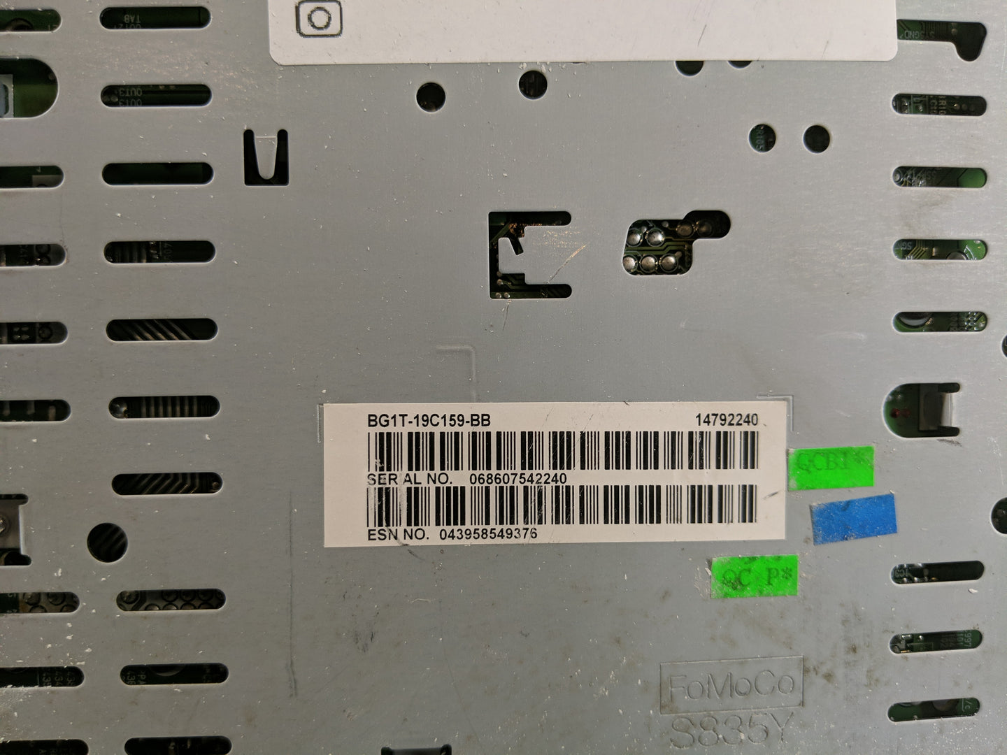 2011-2012 Ford Taurus Radio AM FM Cd Player Receiver Replacement P/N:BG1T-19C159-BB Fits Fits 2011 2012 OEM Used Auto Parts 
