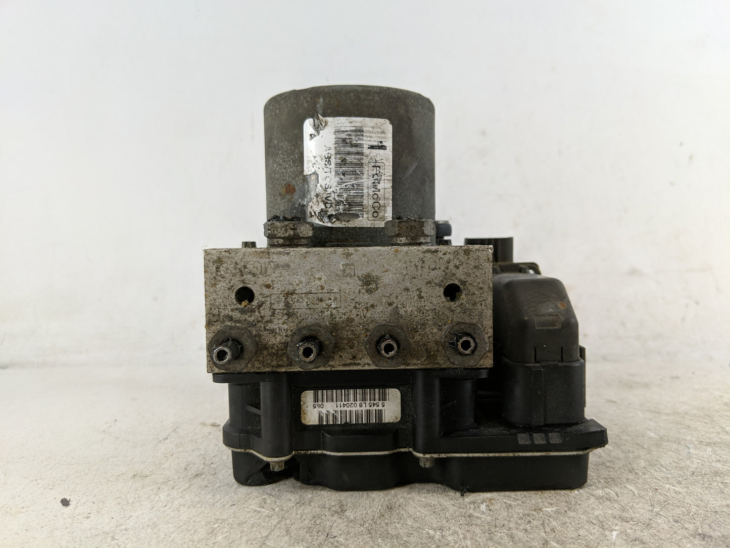 2010-2012 Ford Taurus ABS Pump Control Module Replacement P/N:0 265 951 600 Fits Fits 2010 2011 2012 OEM Used Auto Parts - O