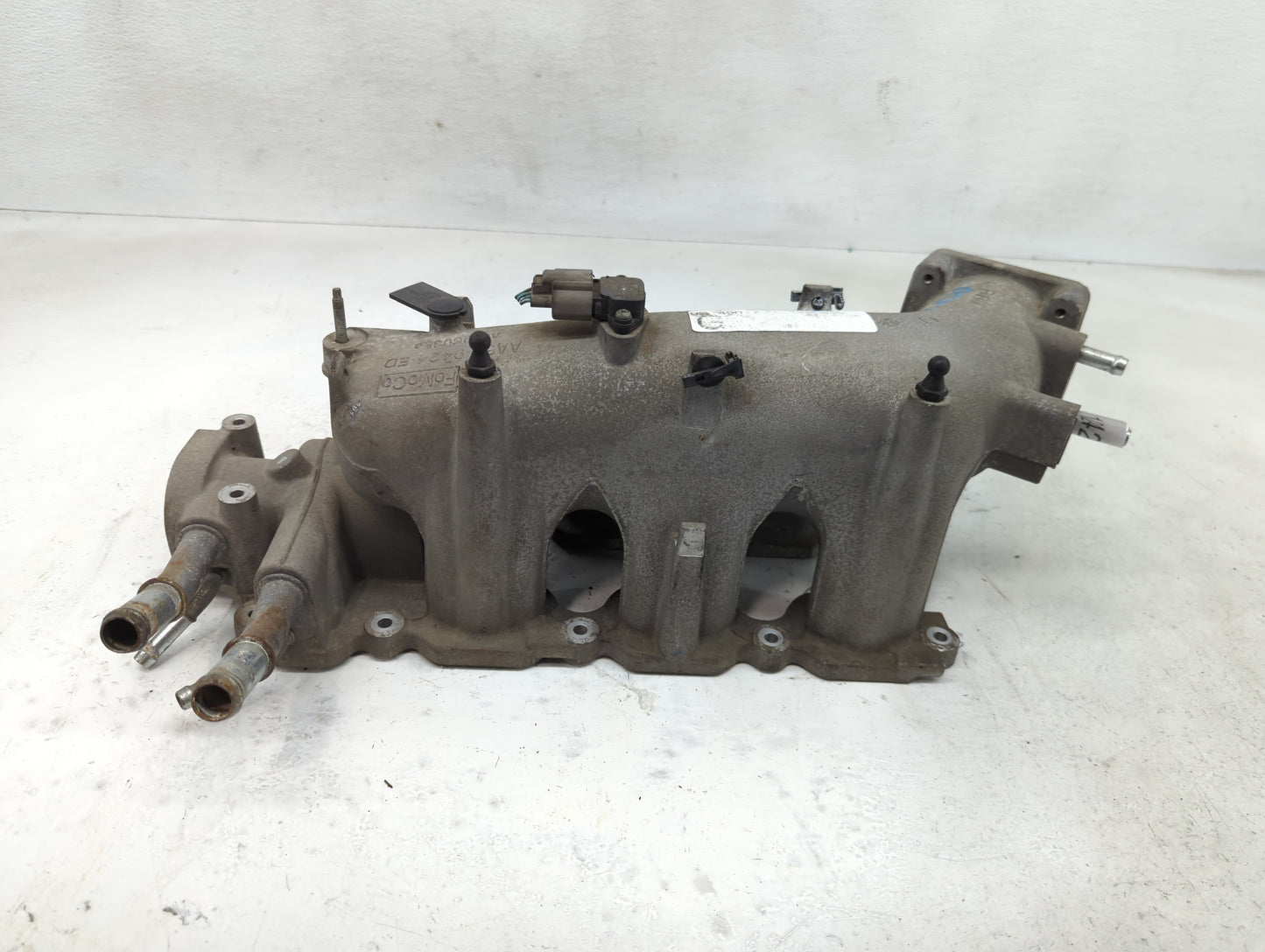 2010-2012 Ford Taurus Air Intake Manifold Fits Fits 2010 2011 2012 OEM Used Auto Parts - Oemusedautoparts1.com