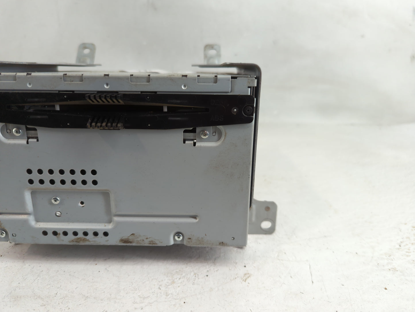 2011-2012 Ford Taurus Radio AM FM Cd Player Receiver Replacement P/N:BG1T-19C157-AB Fits Fits 2011 2012 OEM Used Auto Parts 