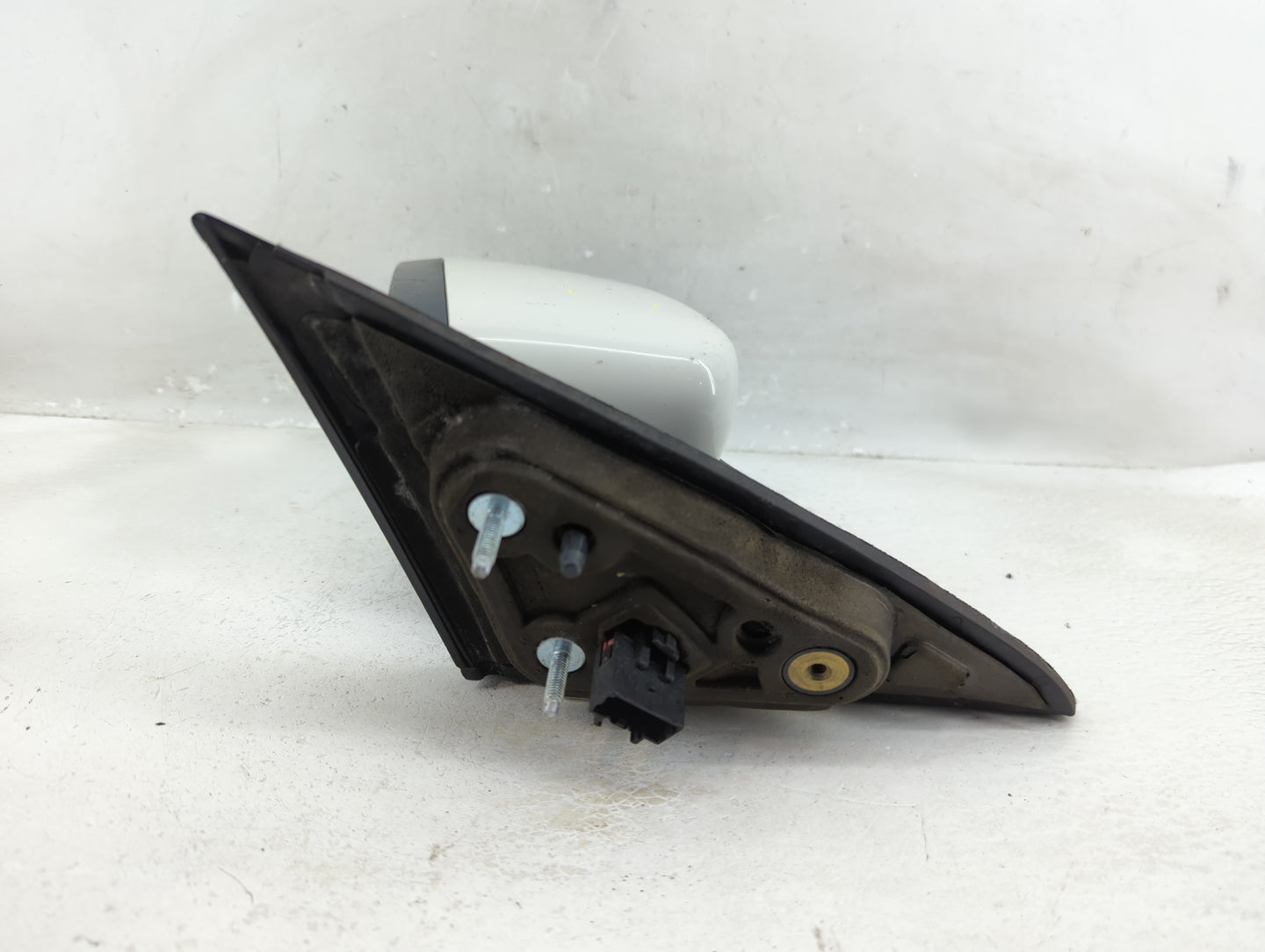2010-2019 Ford Taurus Driver Side View Mirror - Left Door Mirror OEM Used - Oemusedautoparts1.com