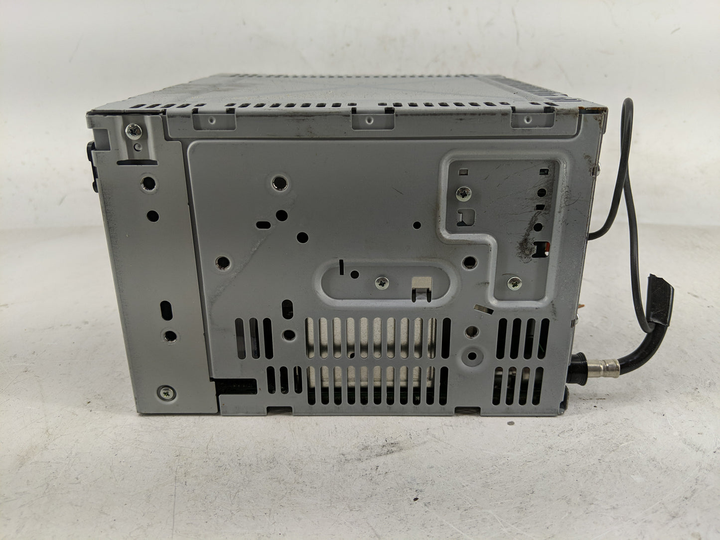 2011-2012 Ford Taurus Radio AM FM Cd Player Receiver Replacement P/N:BG1T-19C157-AB Fits Fits 2011 2012 OEM Used Auto Parts 