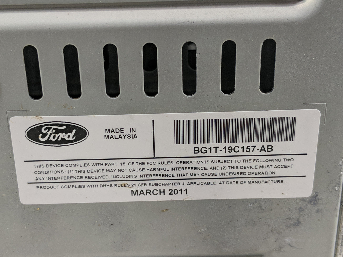2011-2012 Ford Taurus Radio AM FM Cd Player Receiver Replacement P/N:BG1T-19C157-AB Fits Fits 2011 2012 OEM Used Auto Parts 