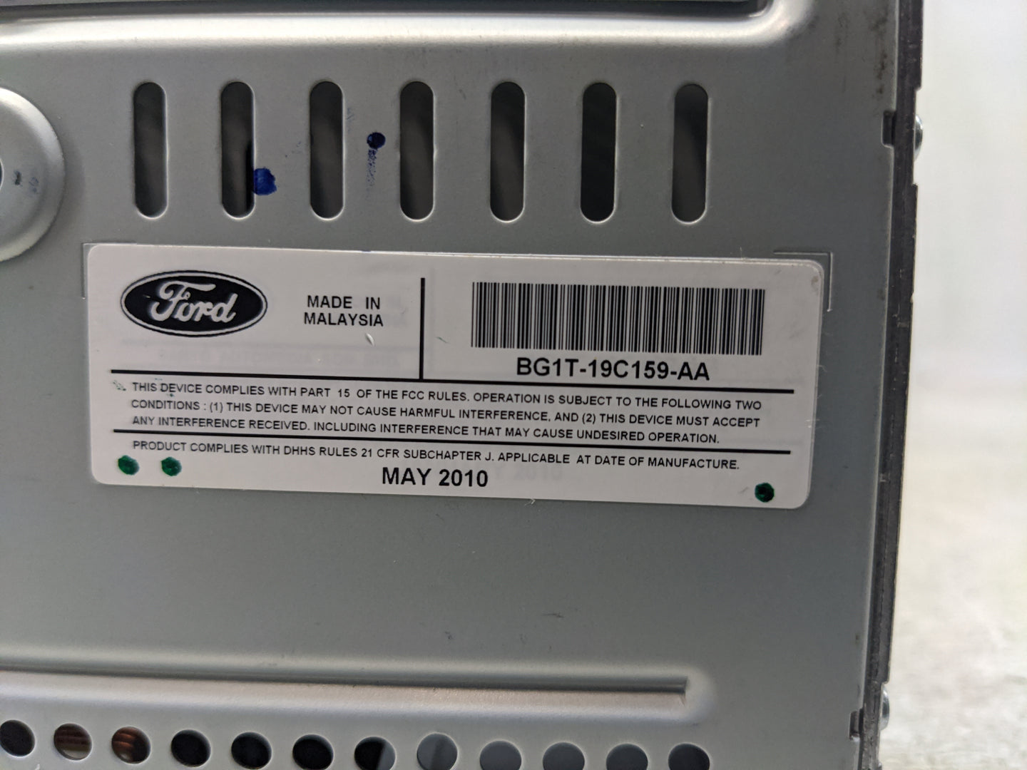 2011-2012 Ford Taurus Radio AM FM Cd Player Receiver Replacement P/N:BG1T-19C159-AA Fits Fits 2011 2012 OEM Used Auto Parts 
