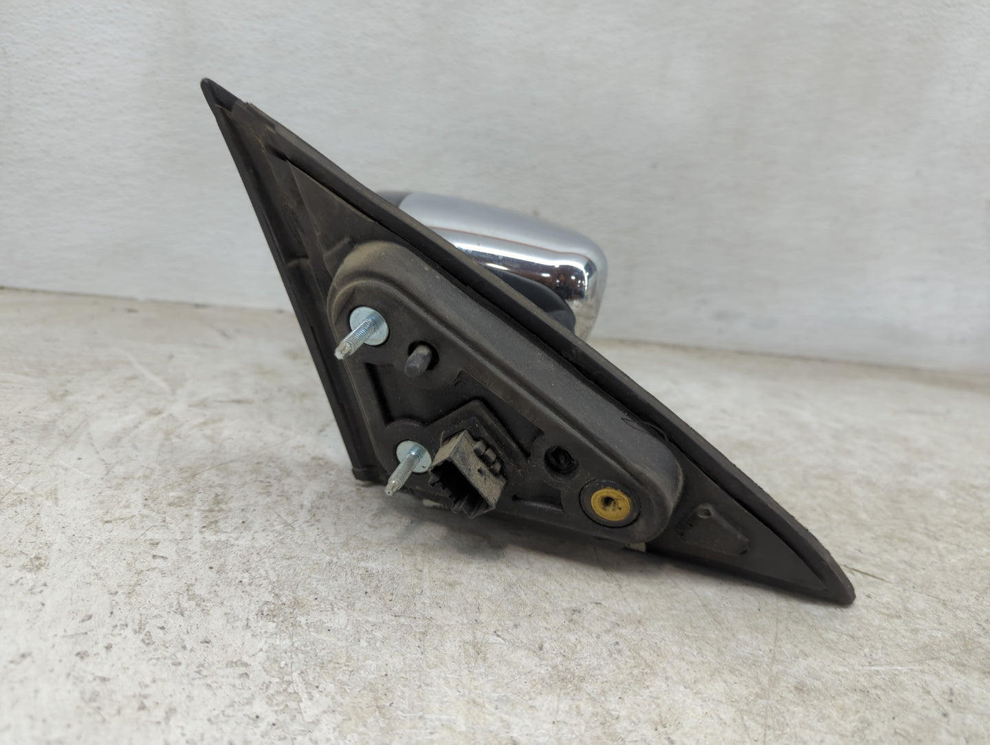2010-2019 Ford Taurus Driver Side View Mirror - Left Door Mirror OEM Used - Oemusedautoparts1.com