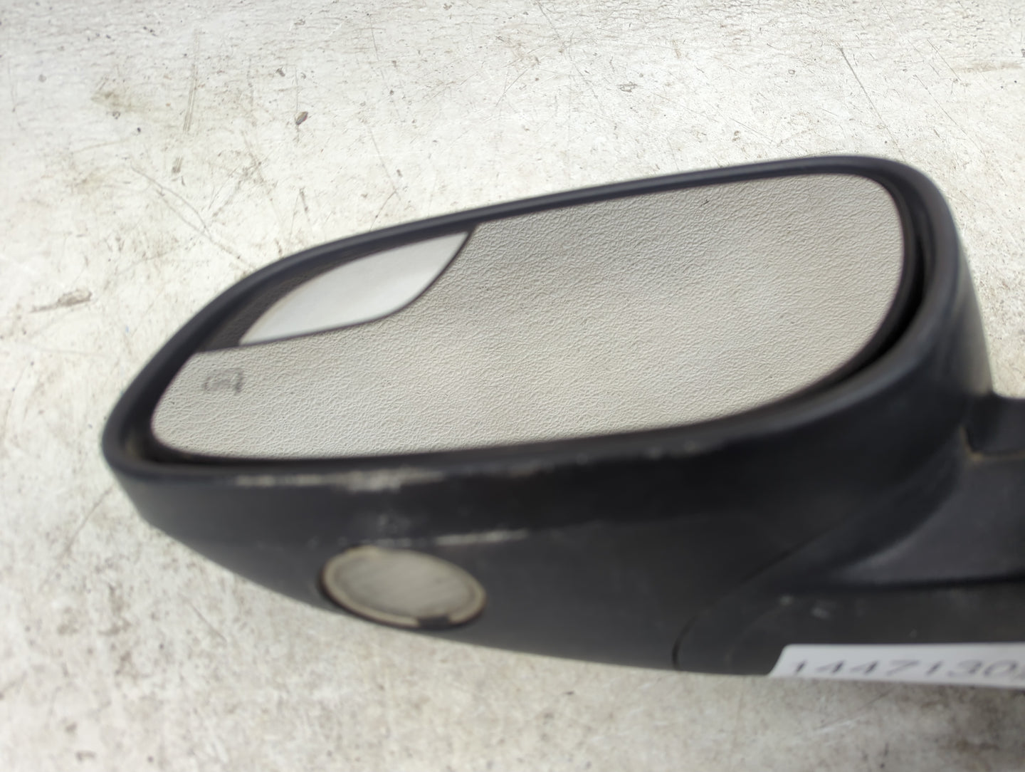2010-2019 Ford Taurus Driver Side View Mirror - Left Door Mirror OEM Used - Oemusedautoparts1.com