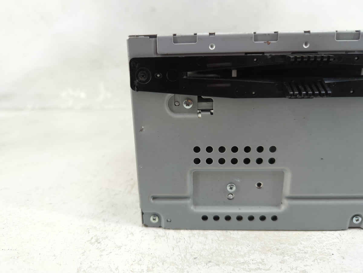 2011-2012 Ford Taurus Radio AM FM Cd Player Receiver Replacement P/N:BG1T-19C107-AA Fits 2011 2012 OEM Used Auto Parts - Oem