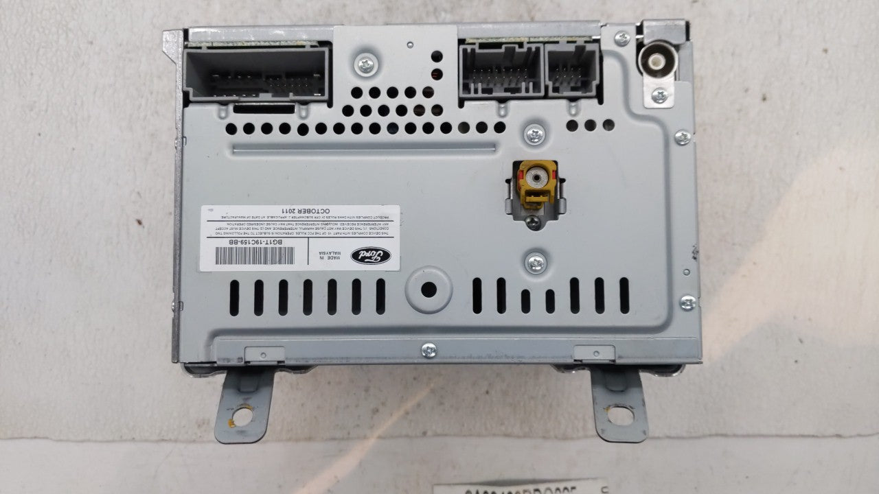 2011-2012 Ford Taurus Am Fm Cd Player Radio Receiver - Oemusedautoparts1.com