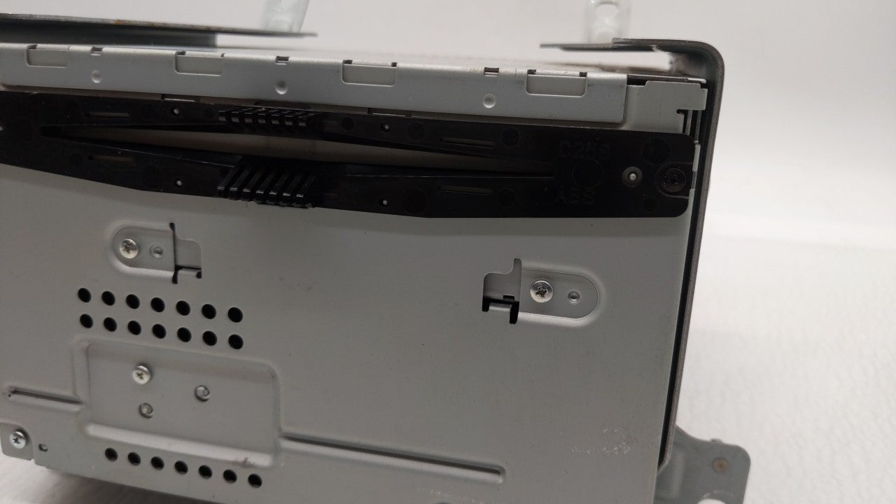 2011-2012 Ford Taurus Am Fm Cd Player Radio Receiver - Oemusedautoparts1.com