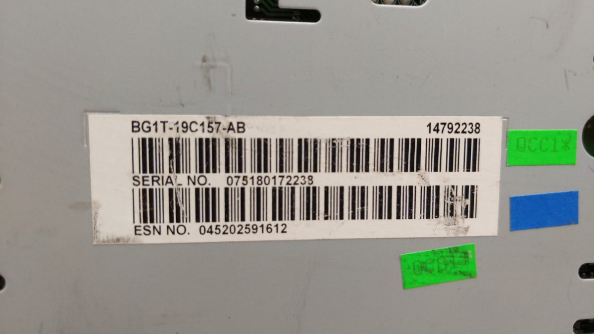 2011-2012 Ford Taurus Am Fm Cd Player Radio Receiver 239986 - Oemusedautoparts1.com