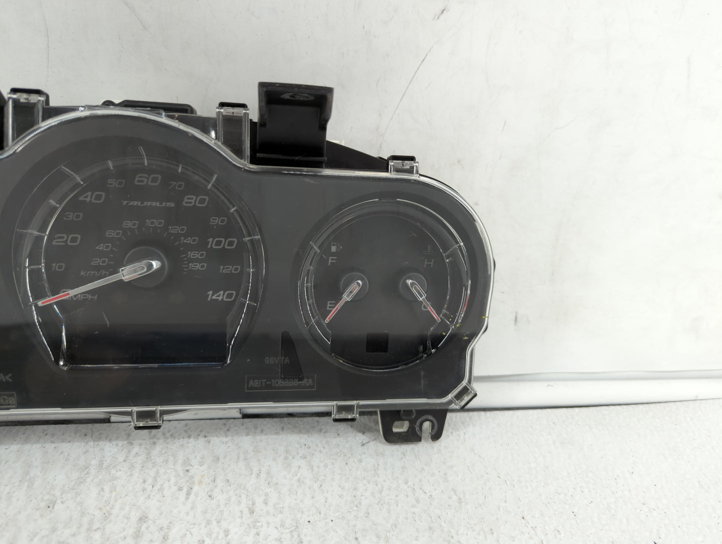 2011-2012 Ford Taurus Instrument Cluster Speedometer Gauges P/N:BG1T-10849-EF Fits Fits 2011 2012 OEM Used Auto Parts - Oemu