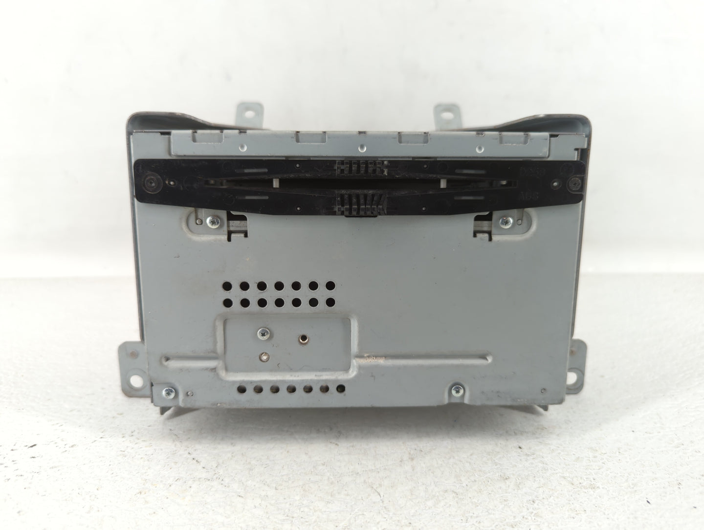 2011-2012 Ford Taurus Am Fm Cd Player Radio Receiver - Oemusedautoparts1.com