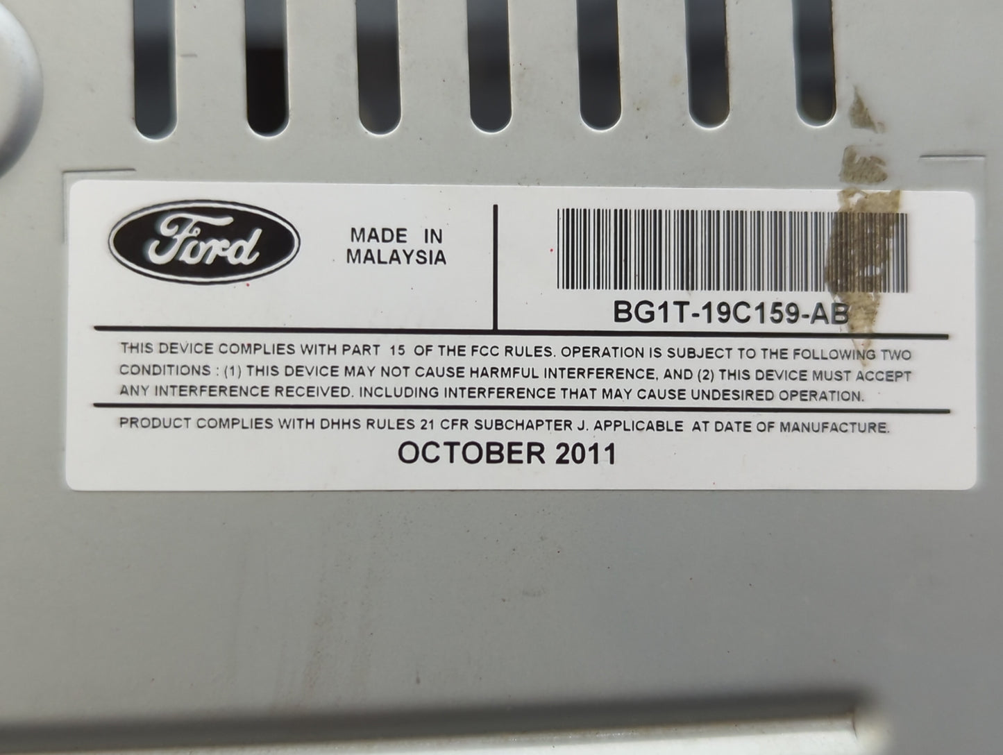 2011-2012 Ford Taurus Am Fm Cd Player Radio Receiver - Oemusedautoparts1.com