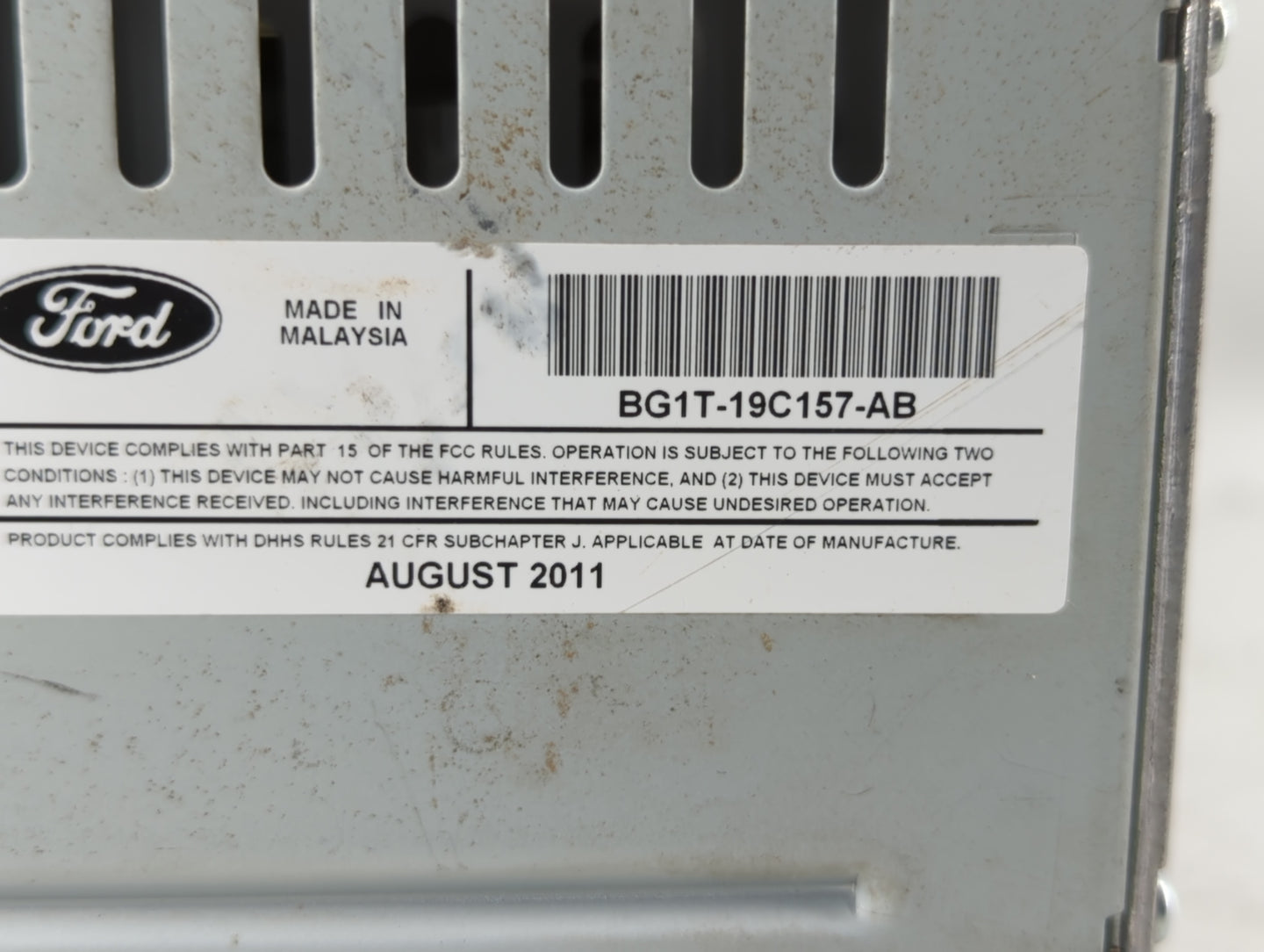2011-2012 Ford Taurus Am Fm Cd Player Radio Receiver - Oemusedautoparts1.com