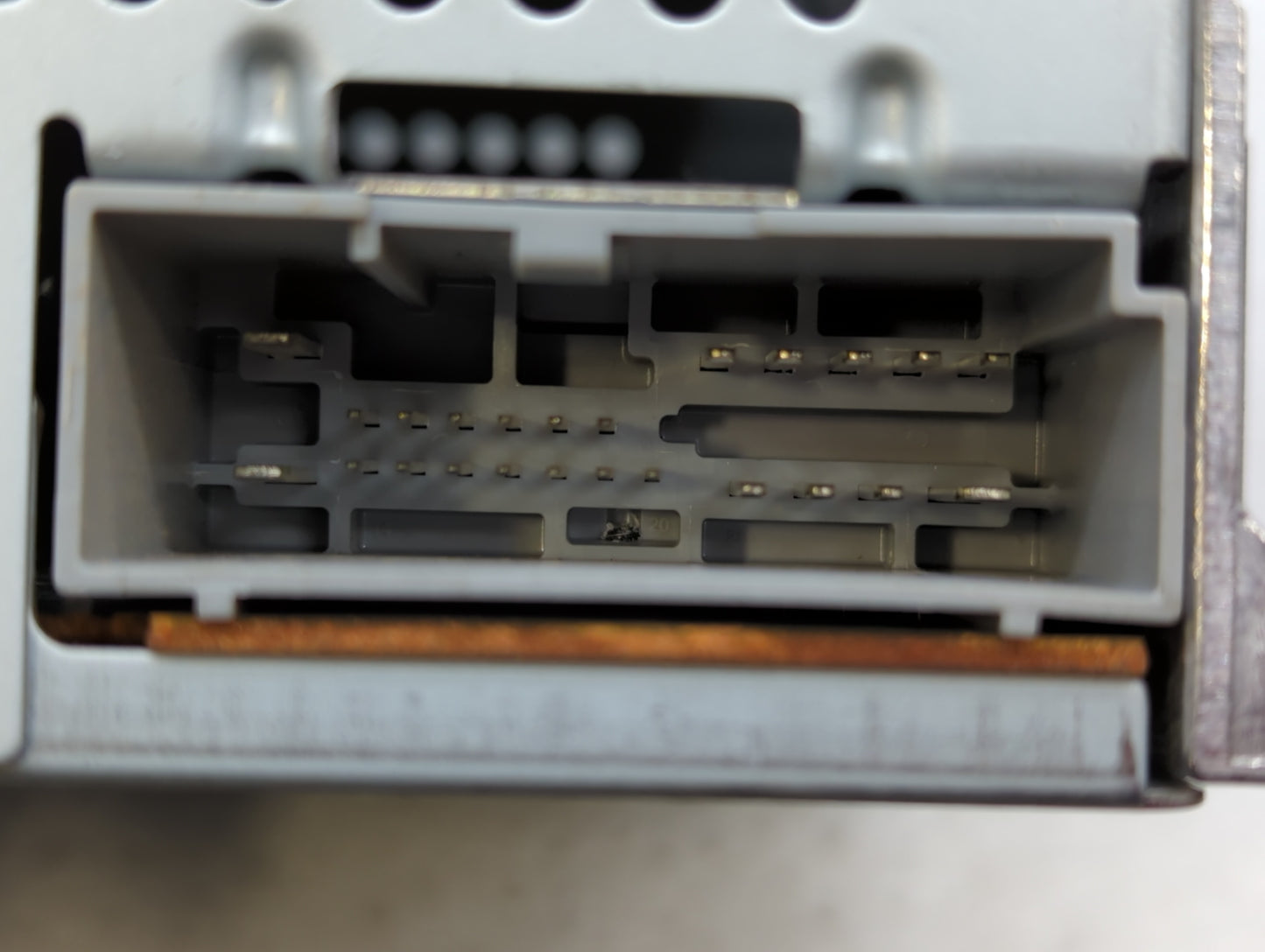 2011-2012 Ford Taurus Am Fm Cd Player Radio Receiver - Oemusedautoparts1.com