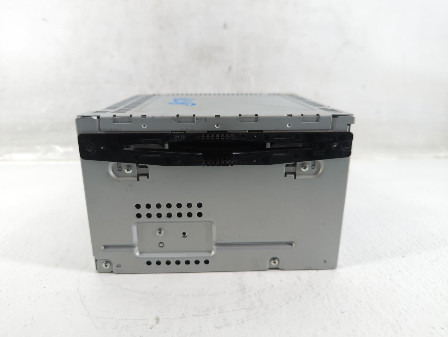2011-2012 Ford Taurus Radio AM FM Cd Player Receiver Replacement P/N:BG1T-19C159-AB Fits Fits 2011 2012 OEM Used Auto Parts 