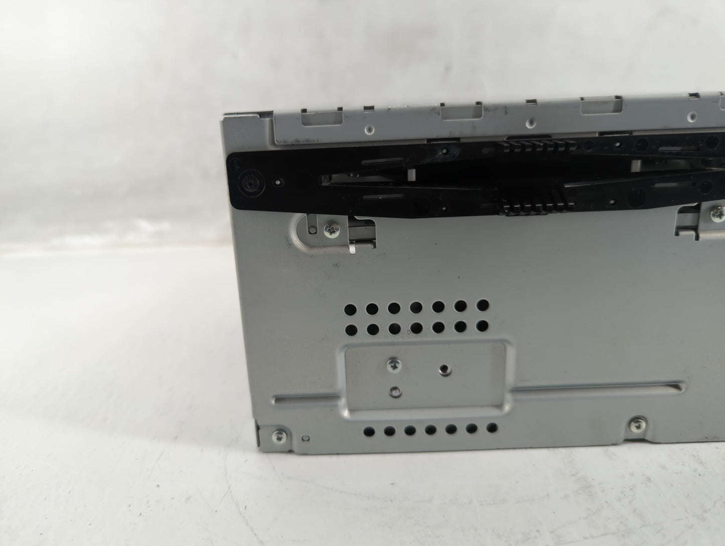 2011-2012 Ford Taurus Radio AM FM Cd Player Receiver Replacement P/N:BG1T-19C159-AB Fits Fits 2011 2012 OEM Used Auto Parts 