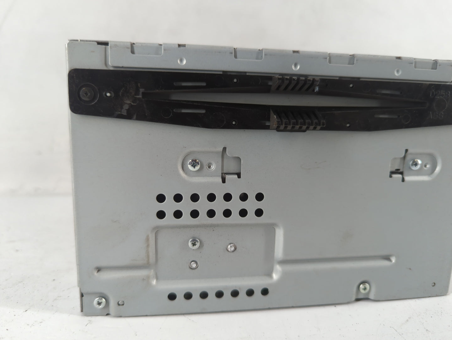 2011-2012 Ford Taurus Radio AM FM Cd Player Receiver Replacement P/N:BG1T-19C159-AB Fits Fits 2011 2012 OEM Used Auto Parts 