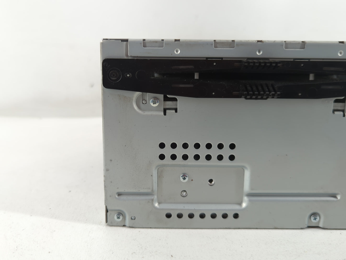 2011-2012 Ford Taurus Radio AM FM Cd Player Receiver Replacement P/N:BG1T-19C157-AB Fits Fits 2011 2012 OEM Used Auto Parts 